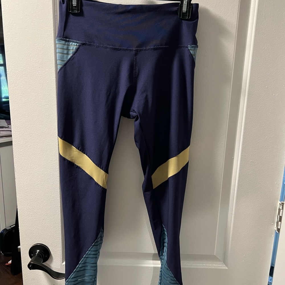 Color block leggings